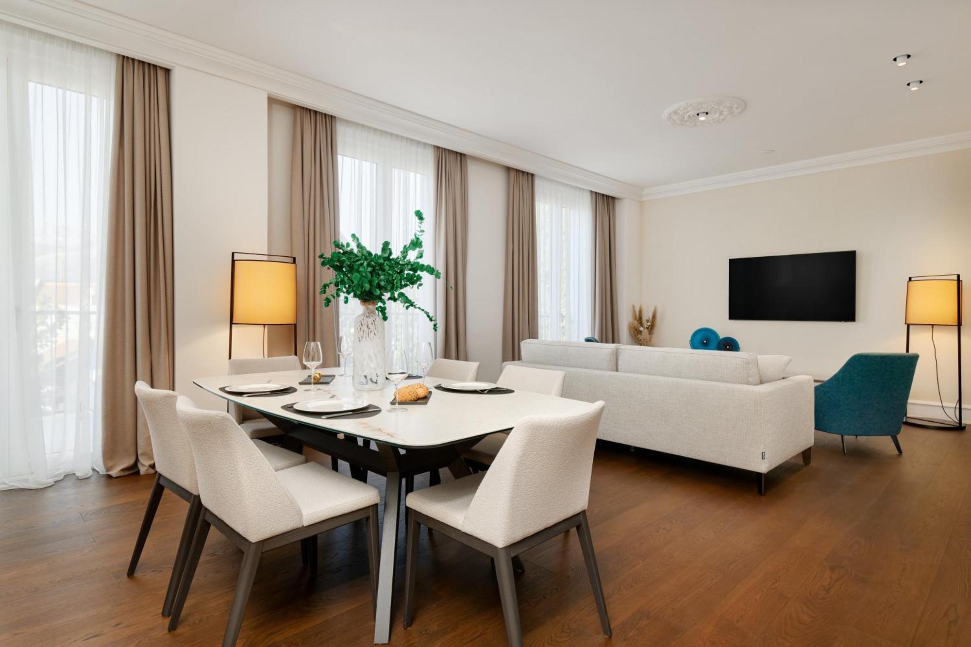 Boutique Porto Palace 5*