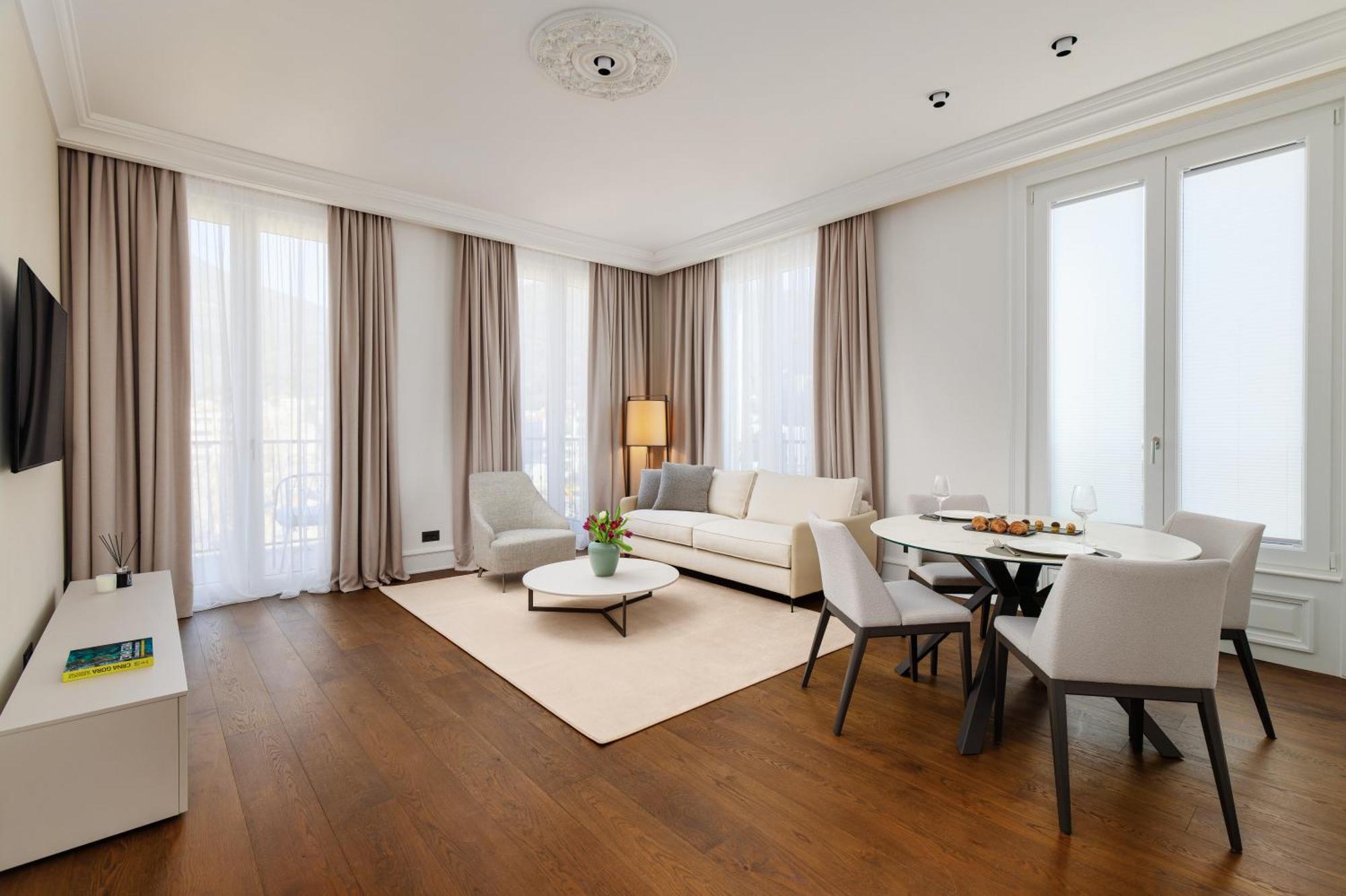 Boutique Porto Palace 5*